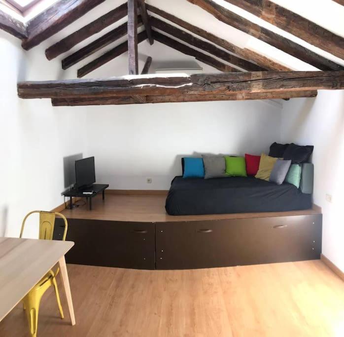 Buhardilla En El Madrid De Los Austrias Apartment Ngoại thất bức ảnh